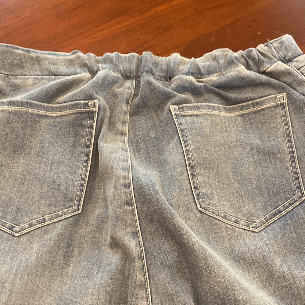 NorthStyle capris - Picture 6 of 10